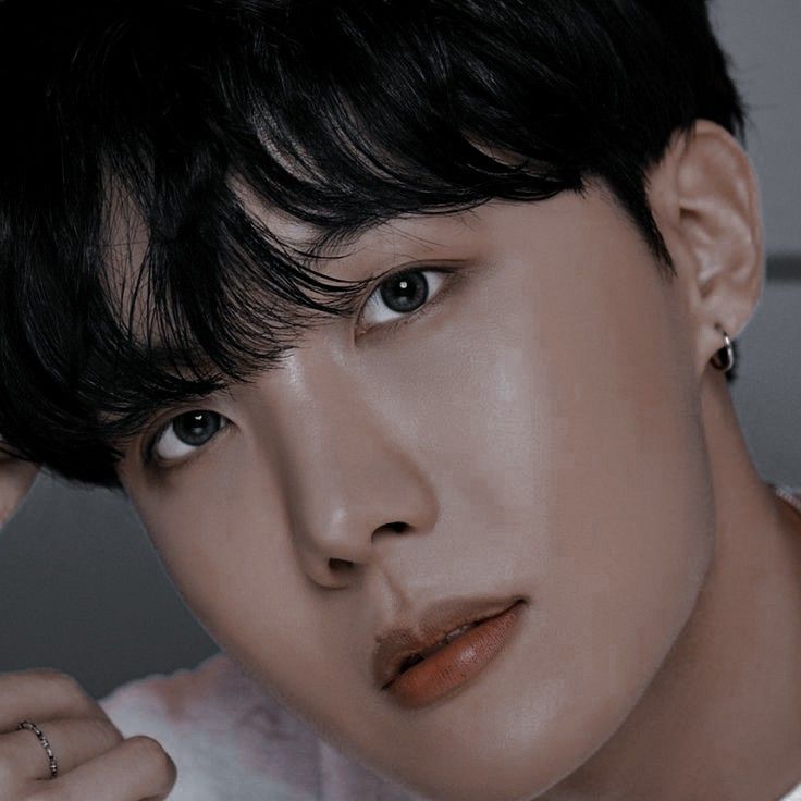 Jung Hoseok (BTS) – Birthday, Biography, Height, Age, Relationships, Social Media & More